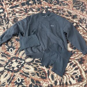 Set Active Sweatshirt and Shorts Set